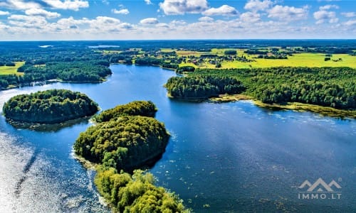 Baugrundstück mit beeindruckendem Panorama über drei Seen