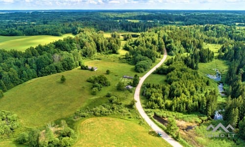 Altes Bauernhaus im Einzigartigen Nationalpark Samogitien
