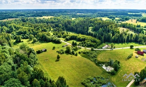 Altes Bauernhaus im Einzigartigen Nationalpark Samogitien