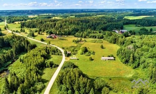 Altes Bauernhaus im Einzigartigen Nationalpark Samogitien