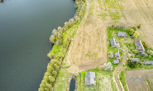 Altes Bauernhaus in Tuzai: Nah am Salantas–Staudamm
