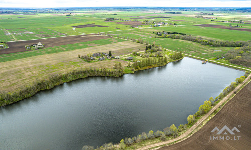 Altes Bauernhaus in Tuzai: Nah am Salantas–Staudamm